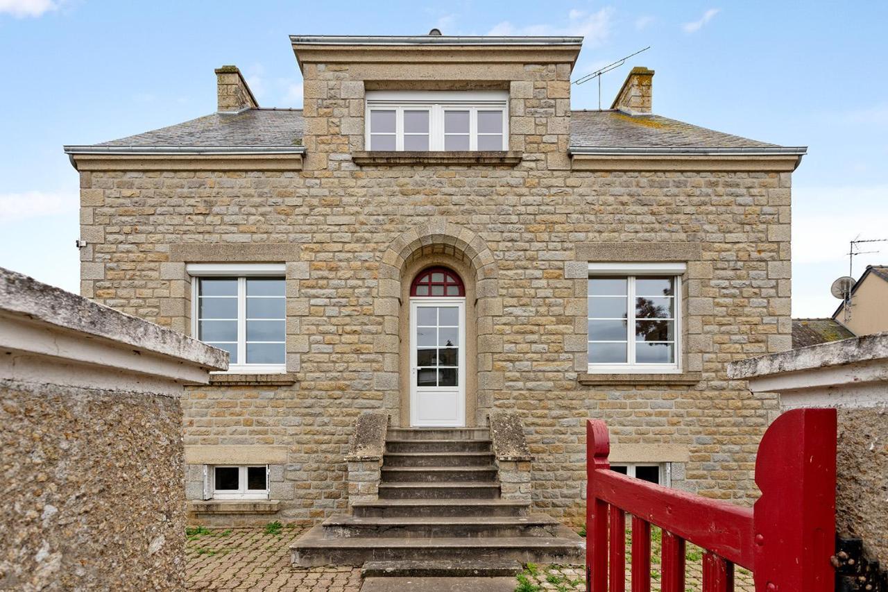 蓬托尔松Loft British Au Pied Du Mont !公寓 外观 照片